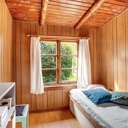 Semesterbostad Beautiful In With 2 Bedrooms *