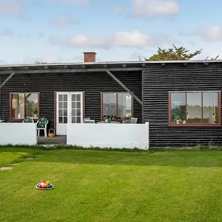 Semesterbostad Beautiful In With 2 Bedrooms Otterup